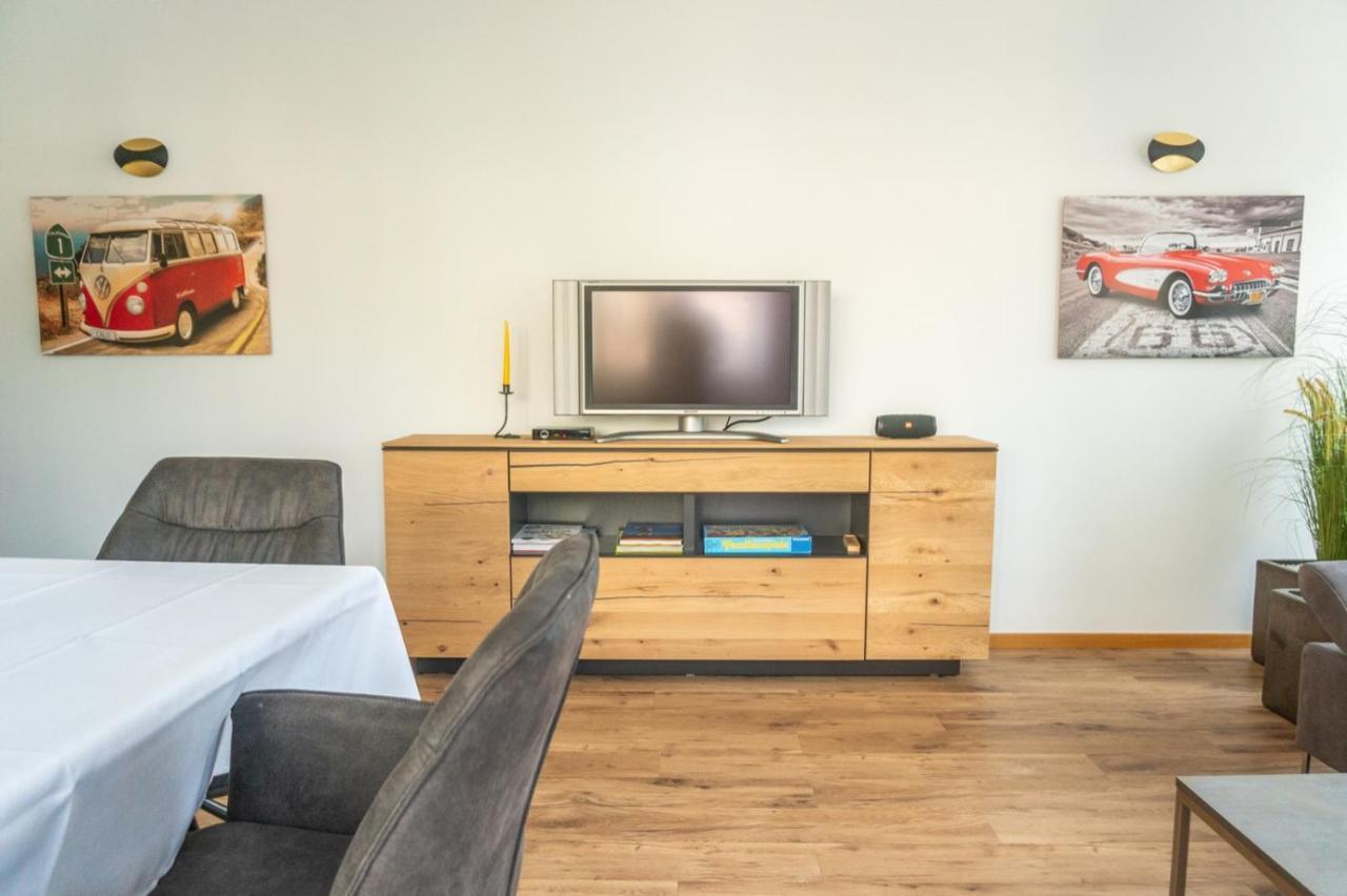 Ferienwohnung Mit Garage, Fahrradraum Und Sehr Grosser Sonnenverwoehnten Terrasse Lagundo Eksteriør bilde
